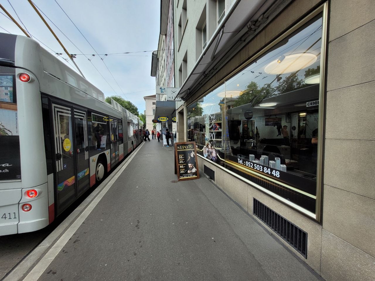 Coiffeur Sipo direkt an der Bushaltestelle in Winterthur